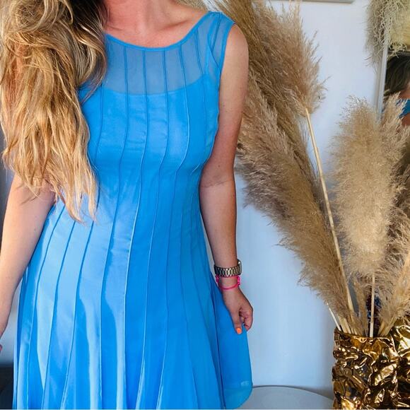 CALVIN KLEIN Blue Button Sheer Chiffon Back Pleated Stripe Knee Length Dress 6 - Picture 5 of 10